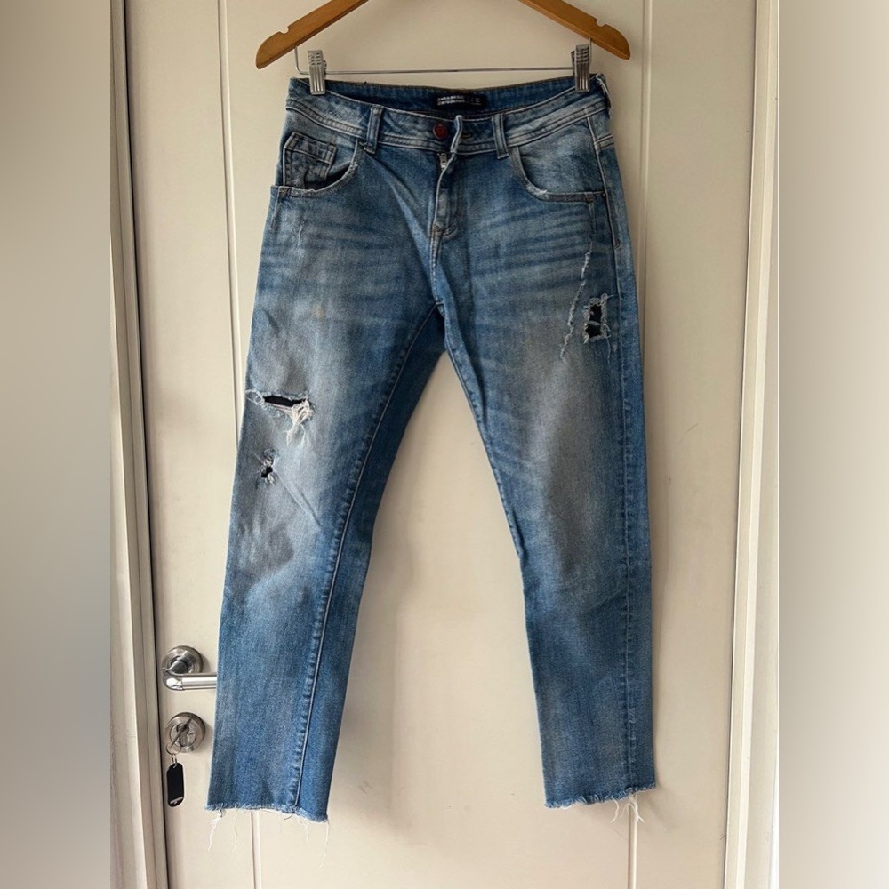 Zara Basic Women's Z1975 Jeans Size 10 Blue Light Wash Stretch Denim Distressed